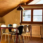 Garage Loft Appartement *