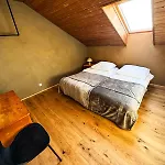 Garage Loft Appartement *