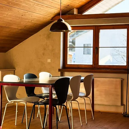 Garage Loft Appartement *