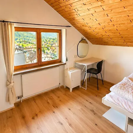 Garage Loft Appartement *