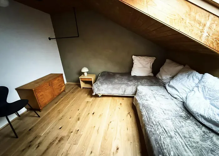 Garage Loft Appartement *