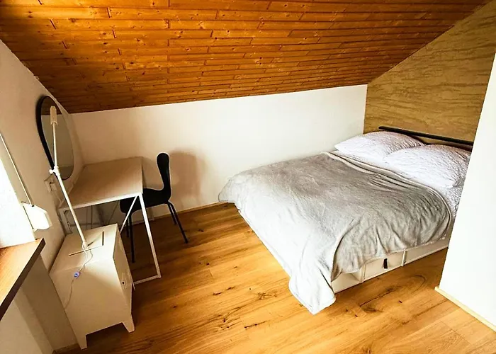 Garage Loft Appartement *